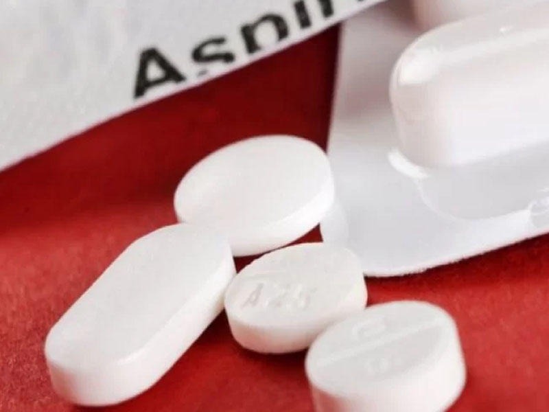 Аспірин чи Ібупрофен? Що безпечніше та ефективніше?